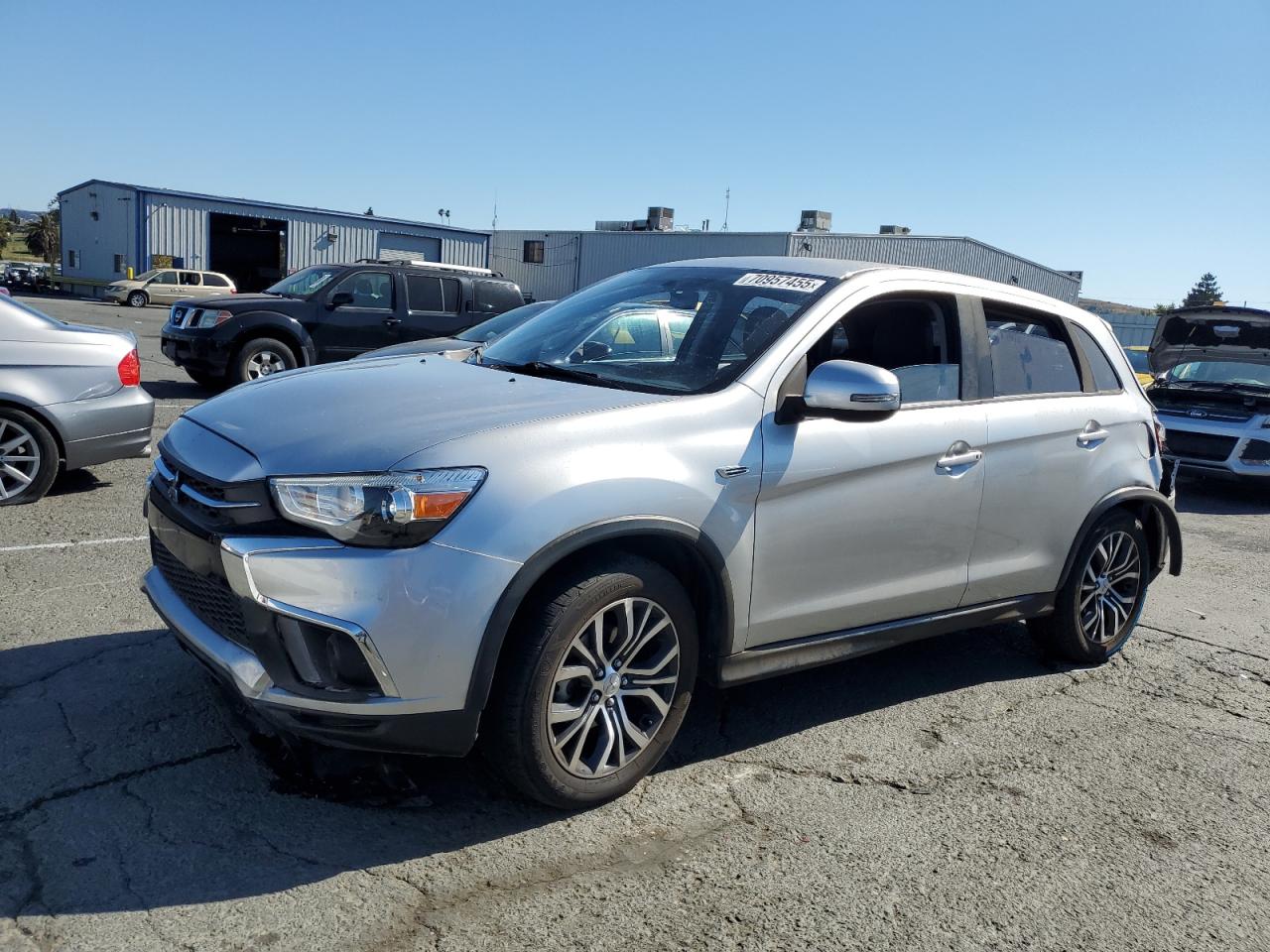 MITSUBISHI OUTLANDER ES