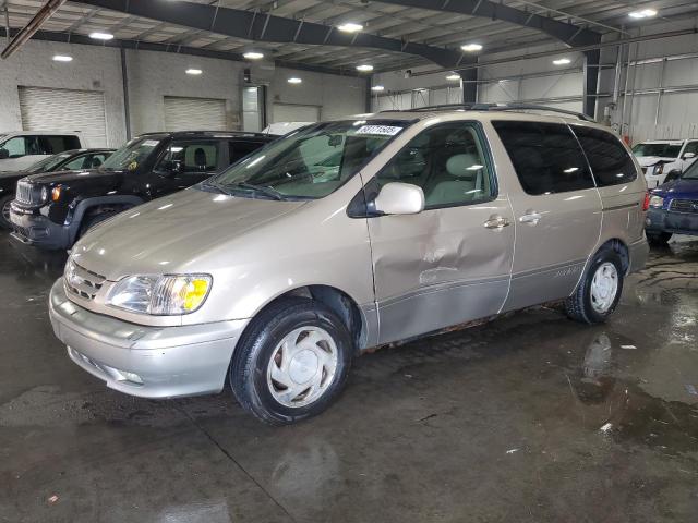 TOYOTA SIENNA LE