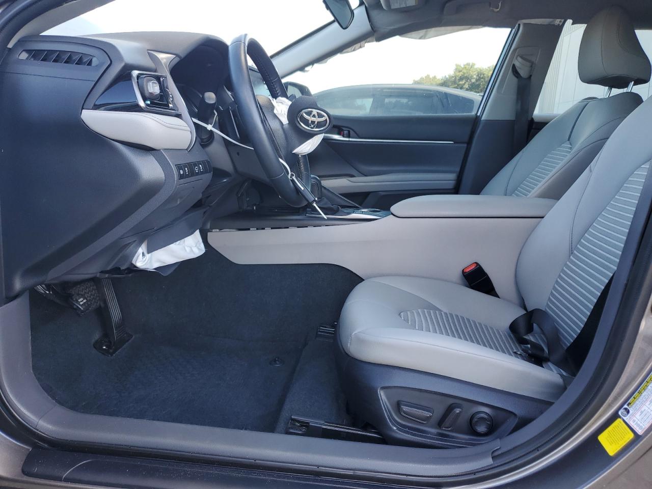 TOYOTA CAMRY SE NIGHT SHADE