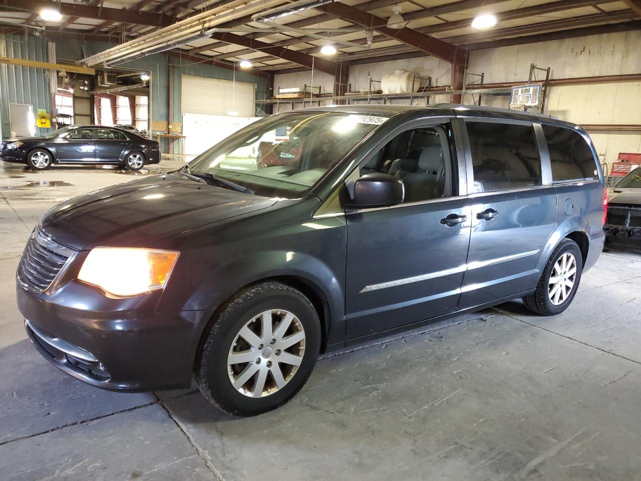 CHRYSLER TOWN & COUNTRY TOURING