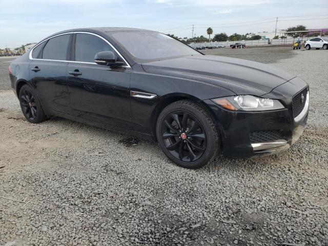 2017 JAGUAR XF PREMIUM SAJBD4BN0HCY31538