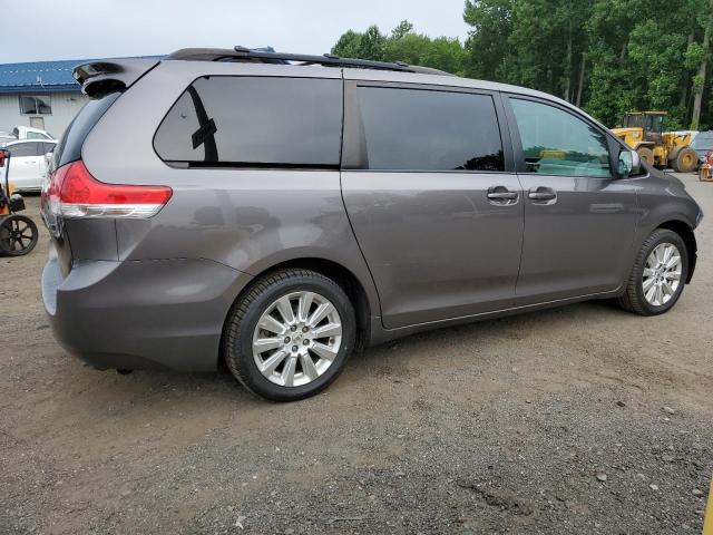 2011 TOYOTA SIENNA XLE - 5TDDK3DC2BS007999