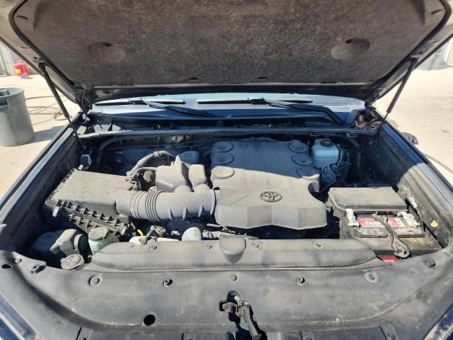 2019 TOYOTA 4RUNNER SR JTEBU5JR4K5705389