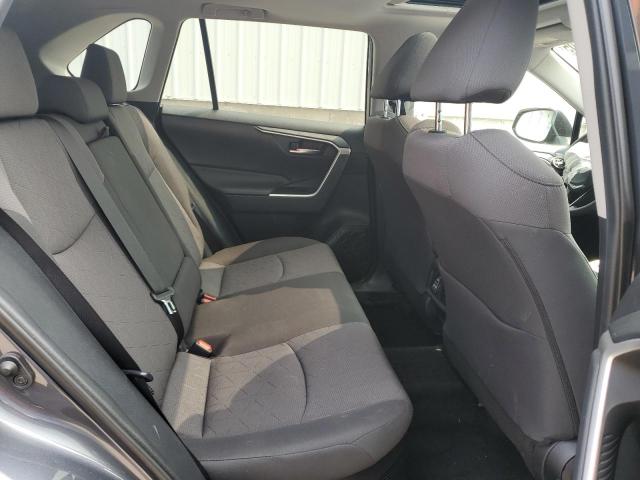 2019 TOYOTA RAV4 XLE 2T3RWRFV6KW045018