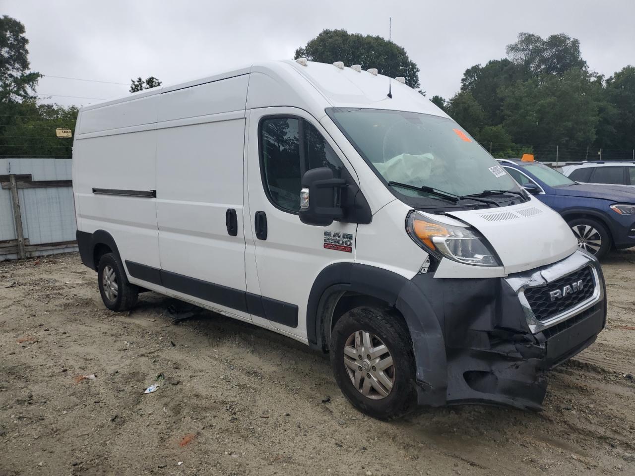 RAM PROMASTER 2500 HIGH