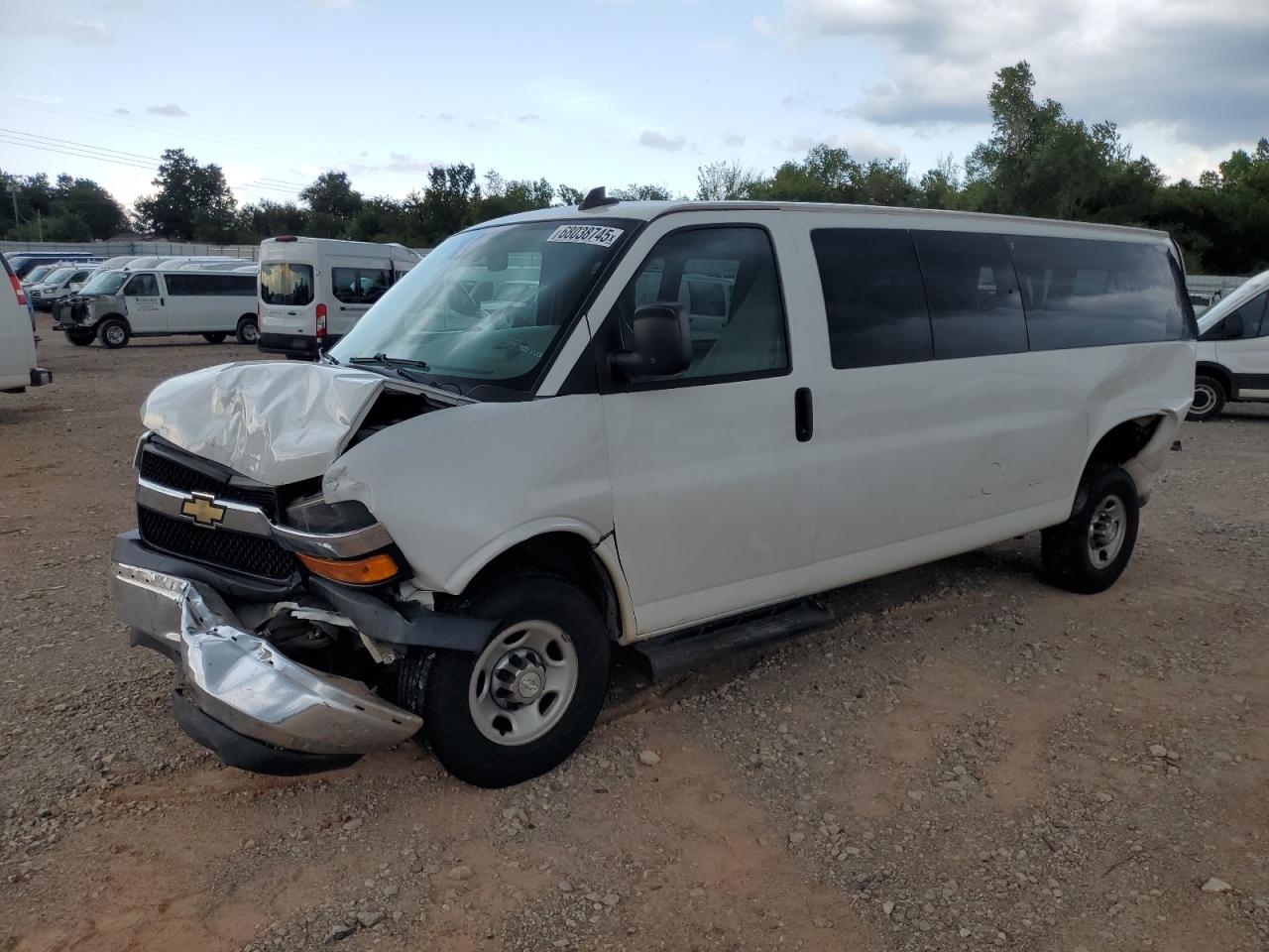 CHEVROLET EXPRESS LT