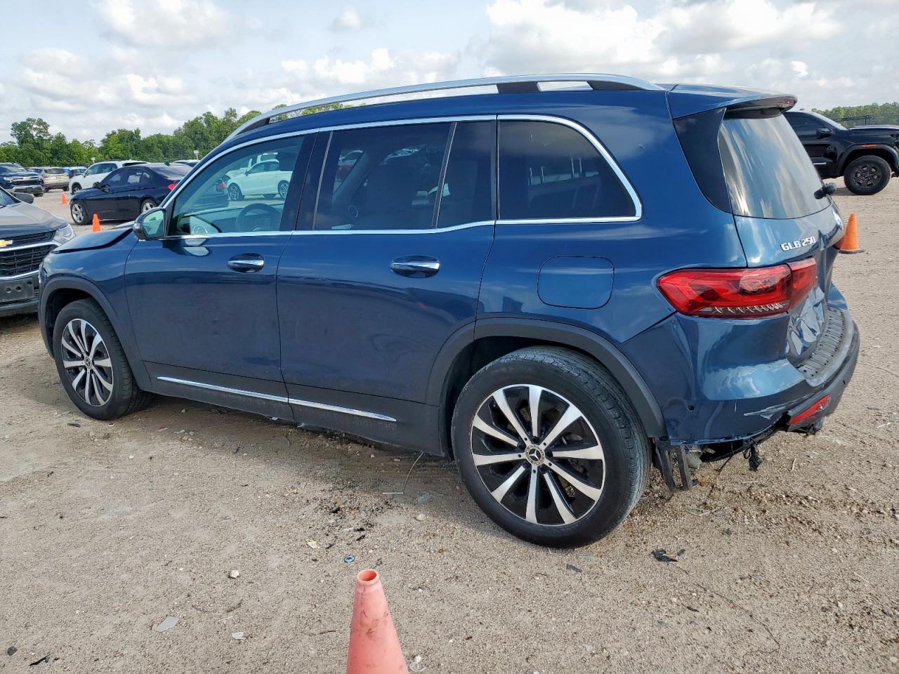 MERCEDES-BENZ GLB-CLASS 250