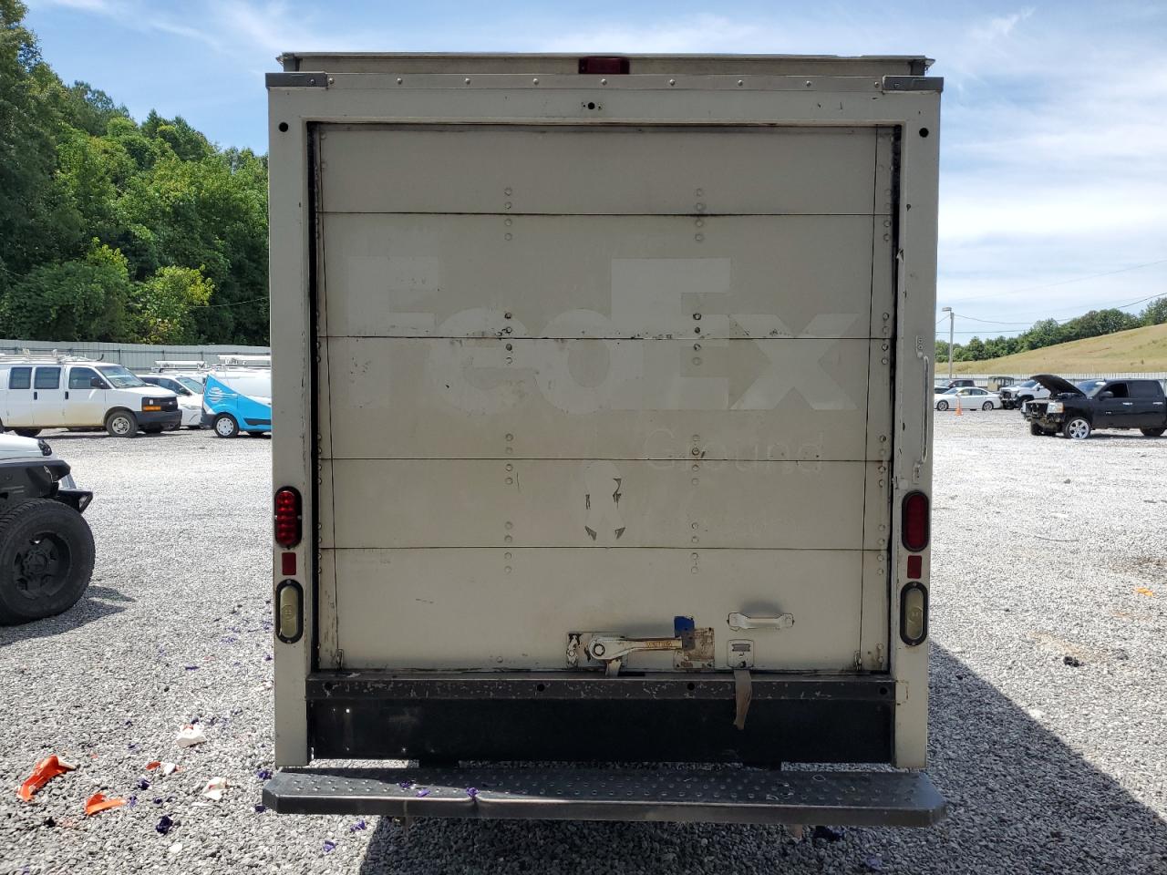 GMC SAVANA CUTAWAY G3500