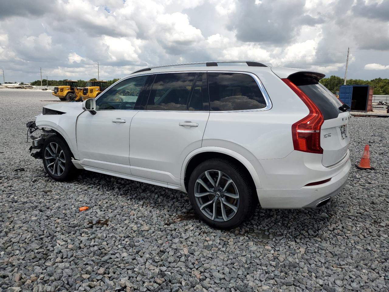 VOLVO XC90 T6