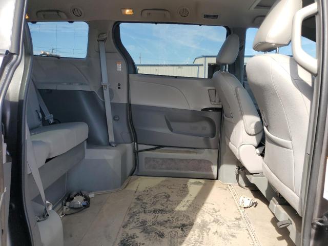 2015 TOYOTA SIENNA XLE 5TDYK3DC2FS672344