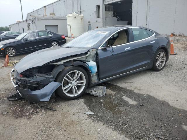 2015 TESLA MODEL S 85 5YJSA1H22FF097827