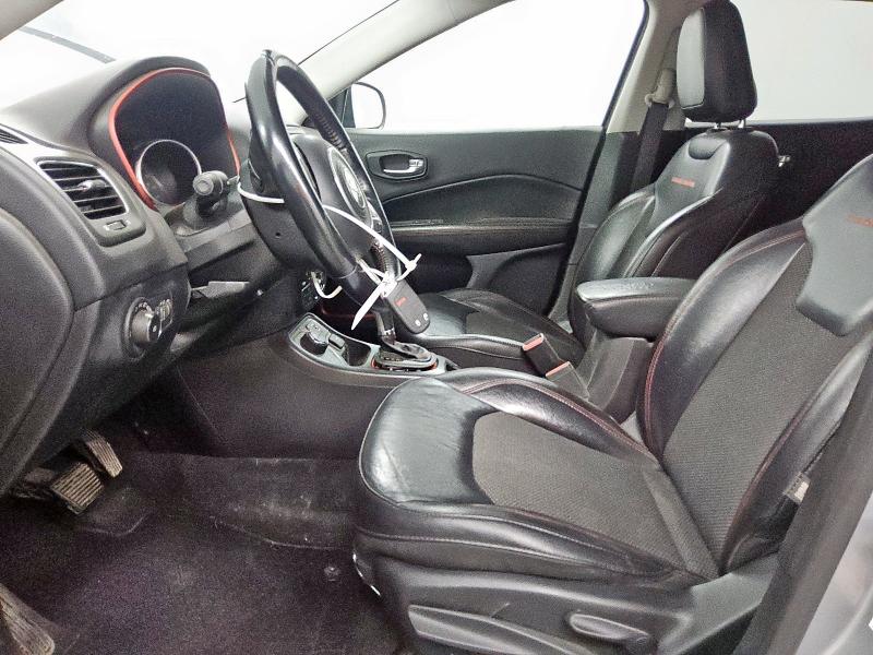 2019 JEEP COMPASS TR 3C4NJDDBXKT721955