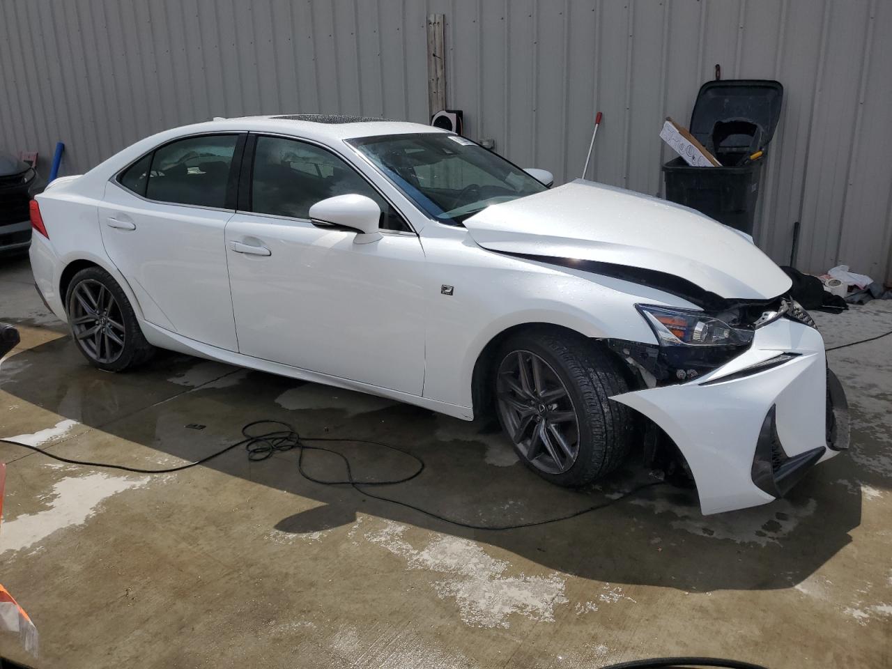 LEXUS IS 200T