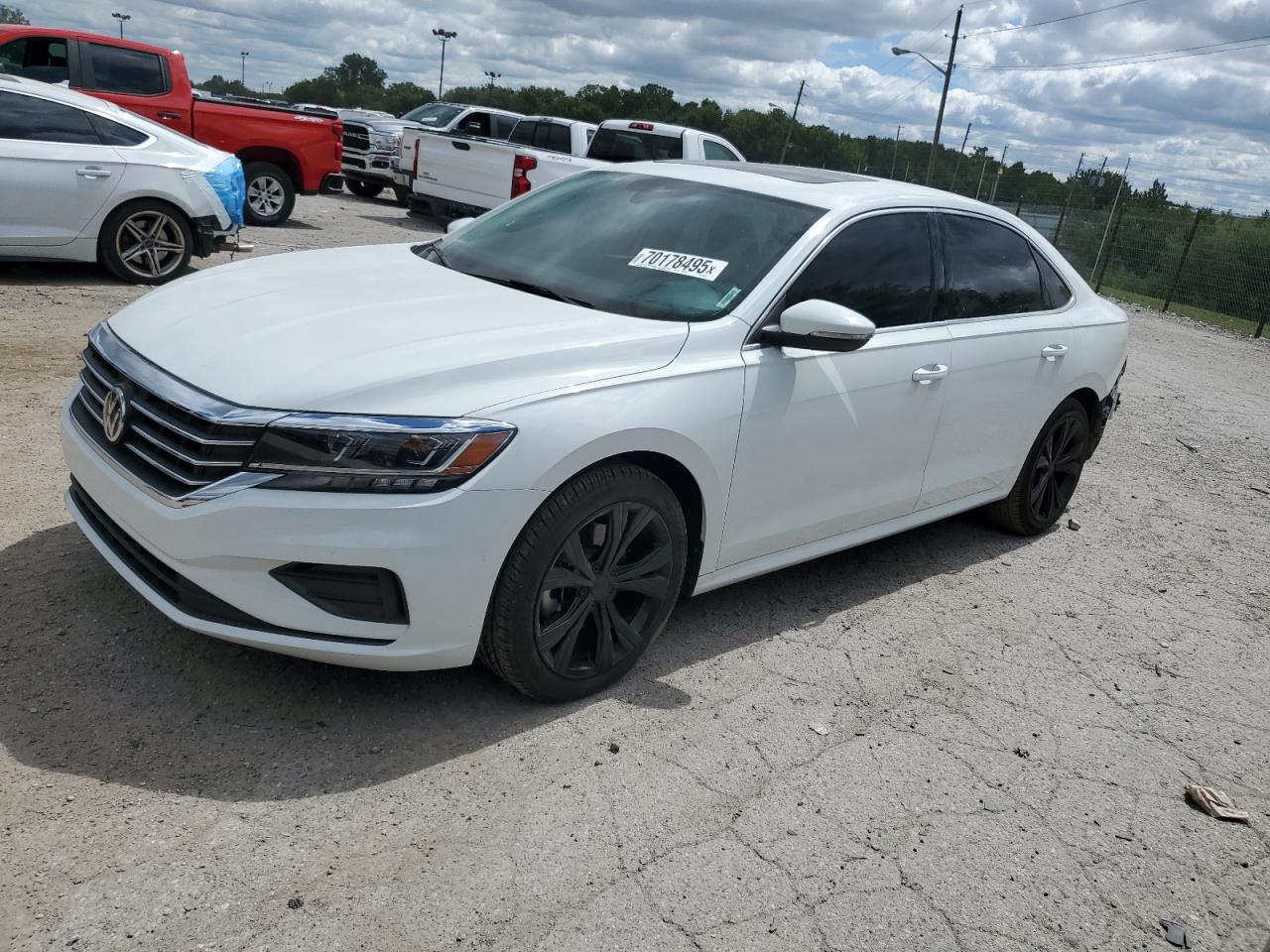 VOLKSWAGEN PASSAT SE