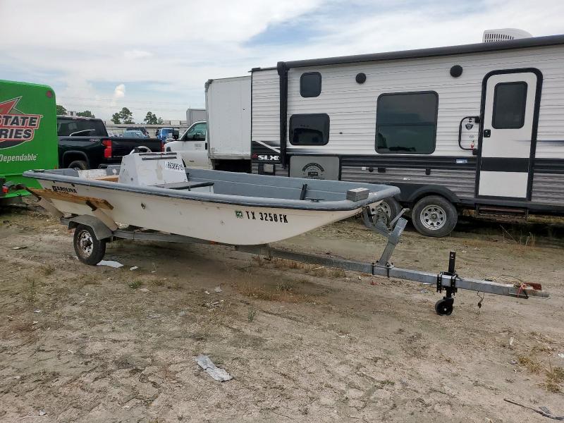 Global Auto Auctions: 1989 CAROLINA BOAT WORKS SKIFF