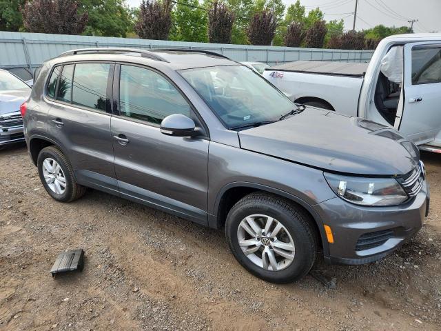 2016 VOLKSWAGEN TIGUAN S - WVGBV7AX2GW550138