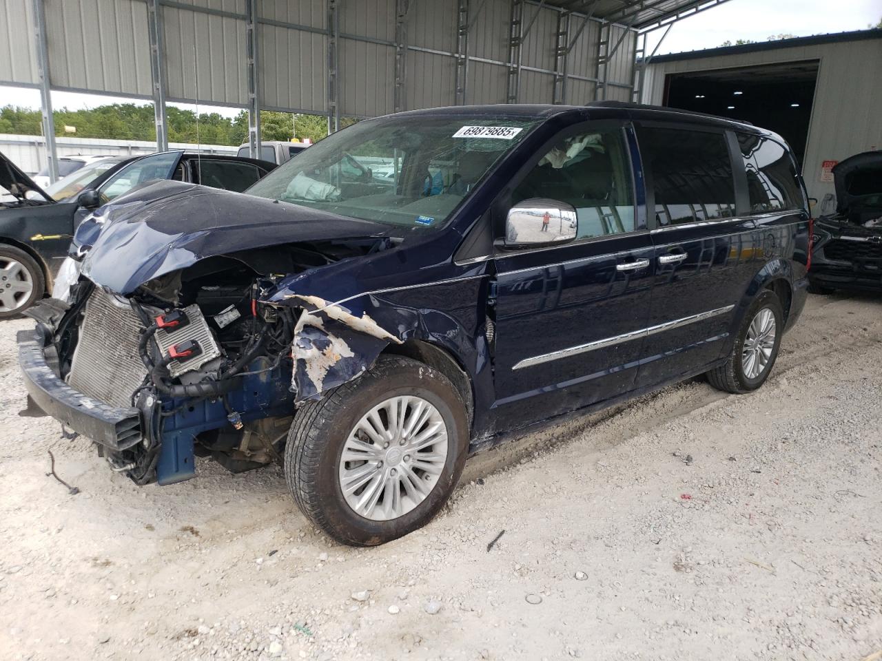 CHRYSLER TOWN & COUNTRY TOURING L