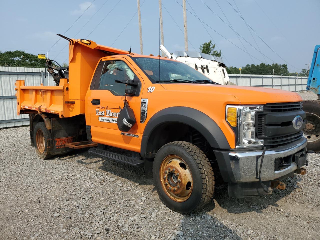 FORD F-550 SUPER DUTY