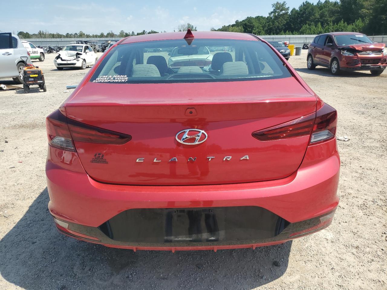 HYUNDAI ELANTRA SEL