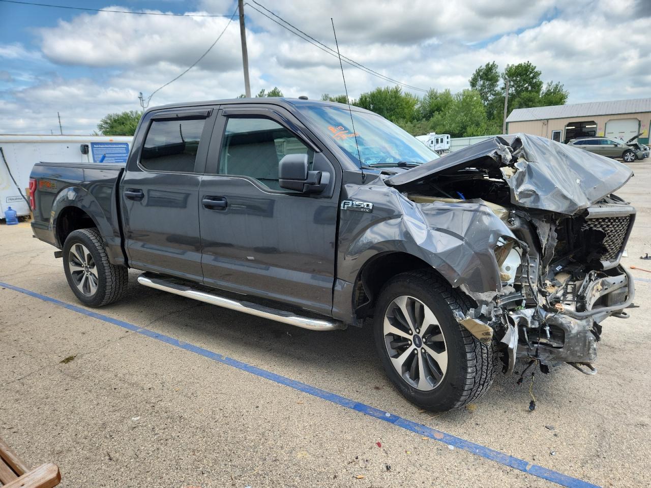 FORD F-150 SUPERCREW