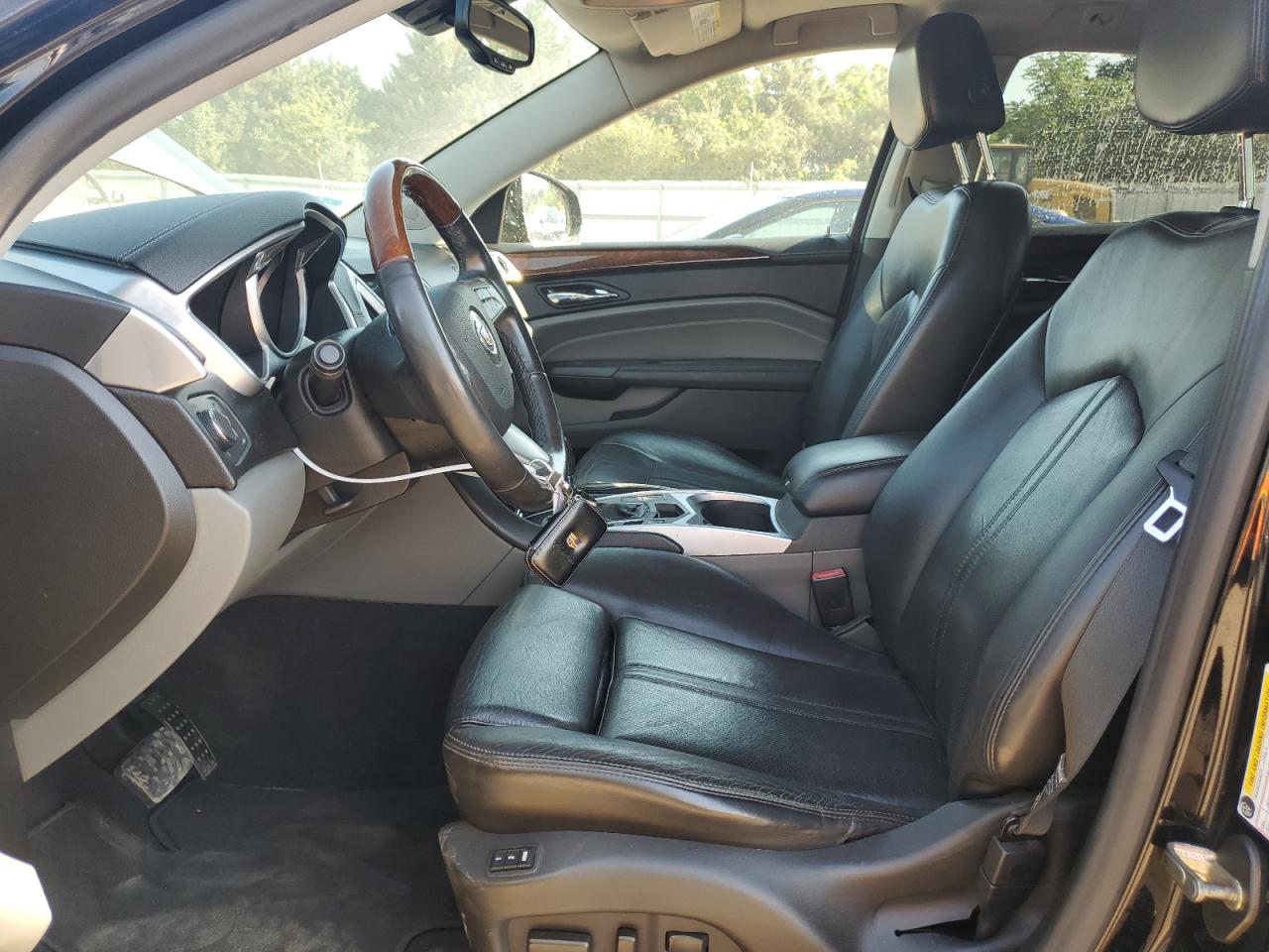 CADILLAC SRX LUXURY COLLECTION