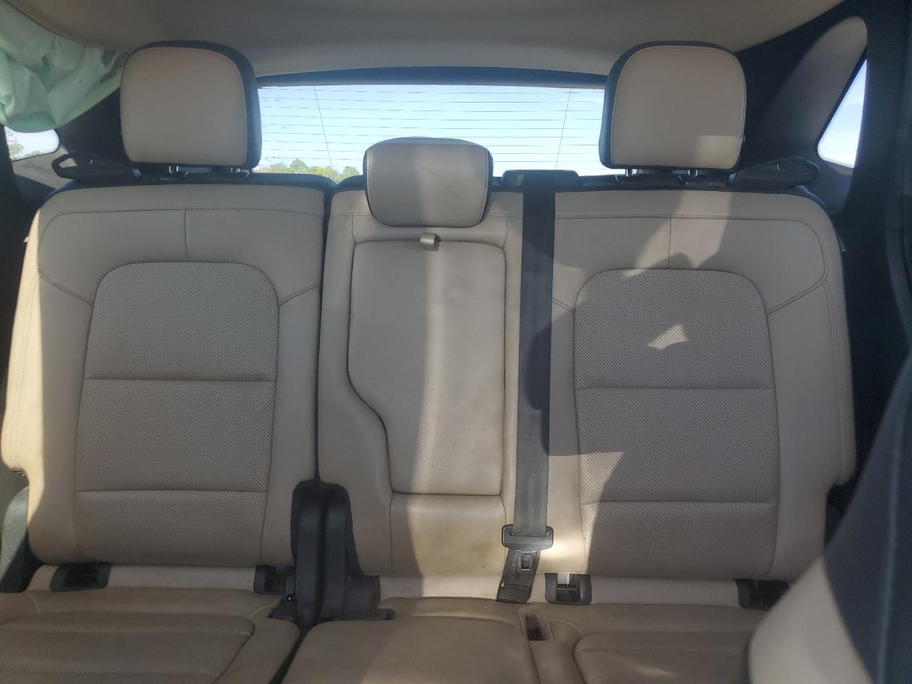 FORD ESCAPE SE SPORT