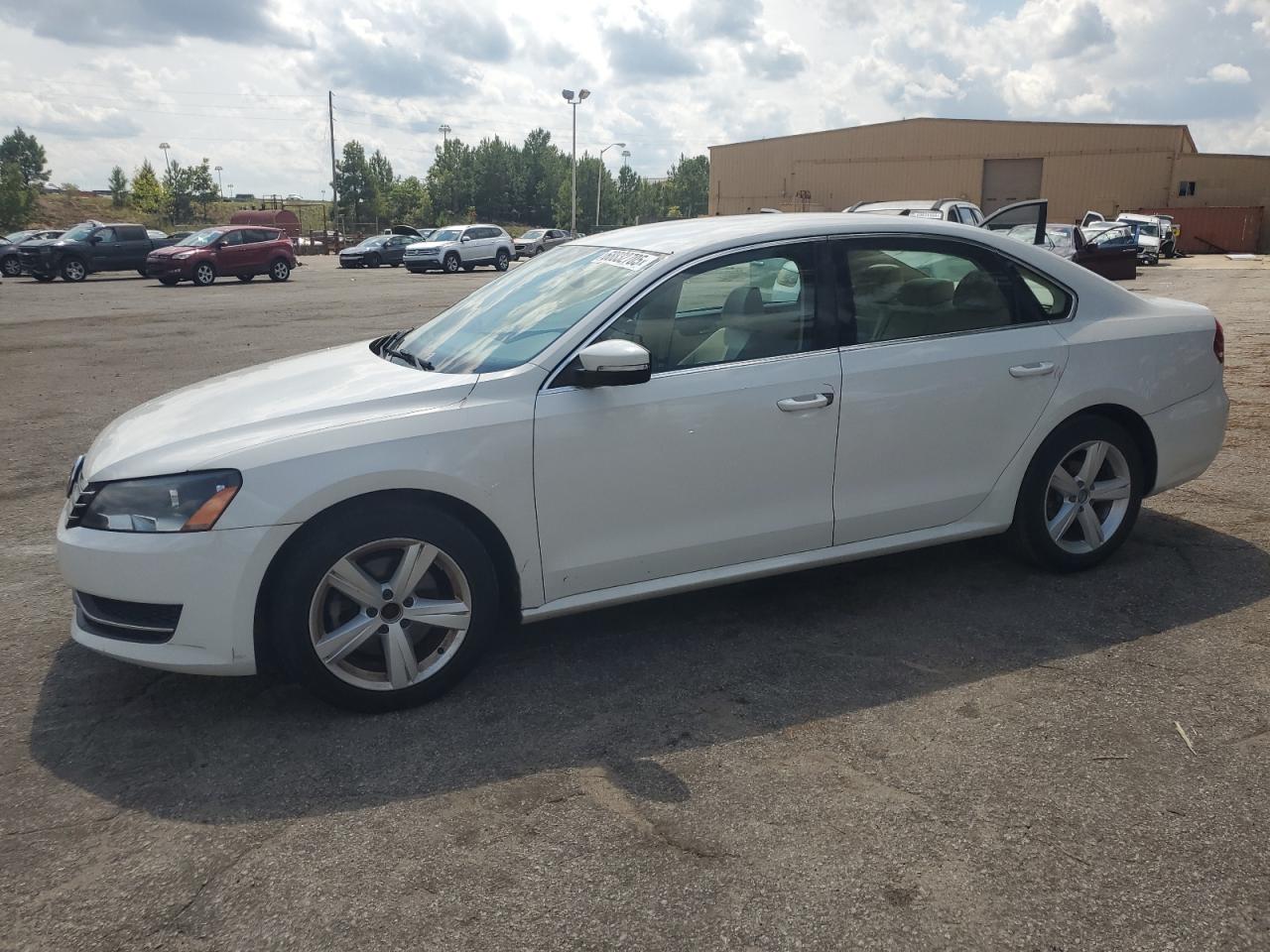 VOLKSWAGEN PASSAT SE