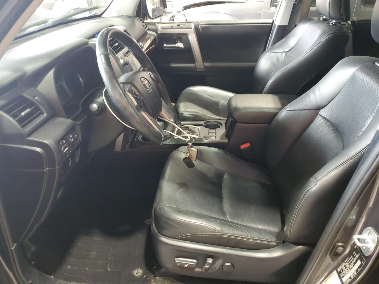 TOYOTA 4RUNNER SR5/SR5 PREMIUM