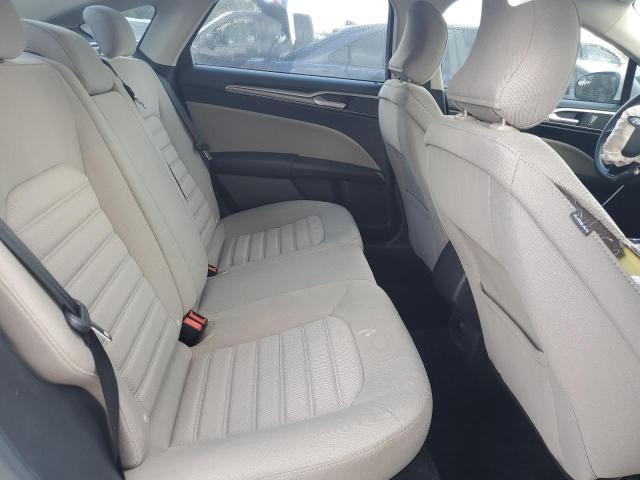 2017 FORD FUSION S 3FA6P0G77HR198814