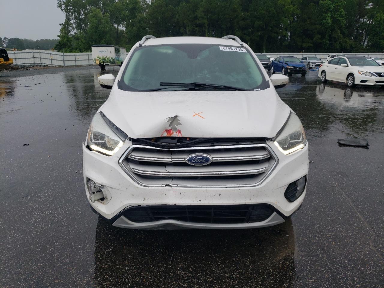 FORD ESCAPE TITANIUM