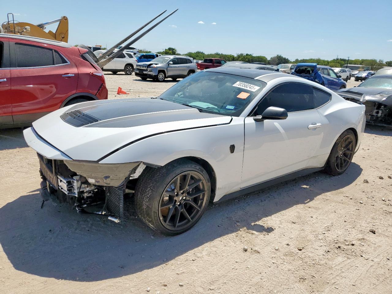 FORD MUSTANG DARK HORSE