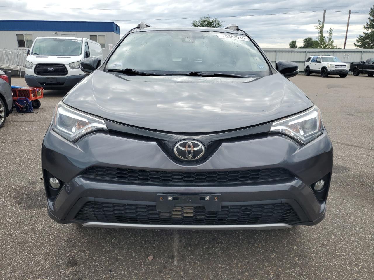 TOYOTA RAV4 SE