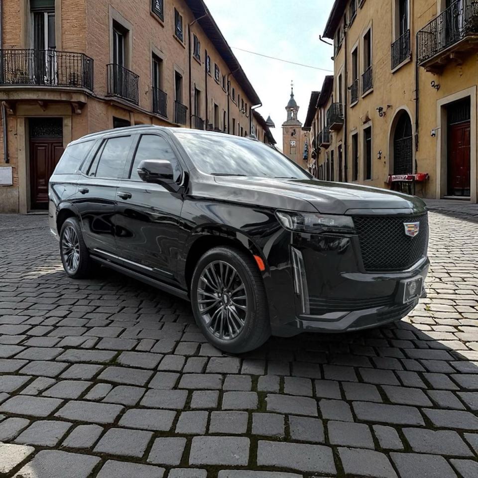 CADILLAC ESCALADE SPORT