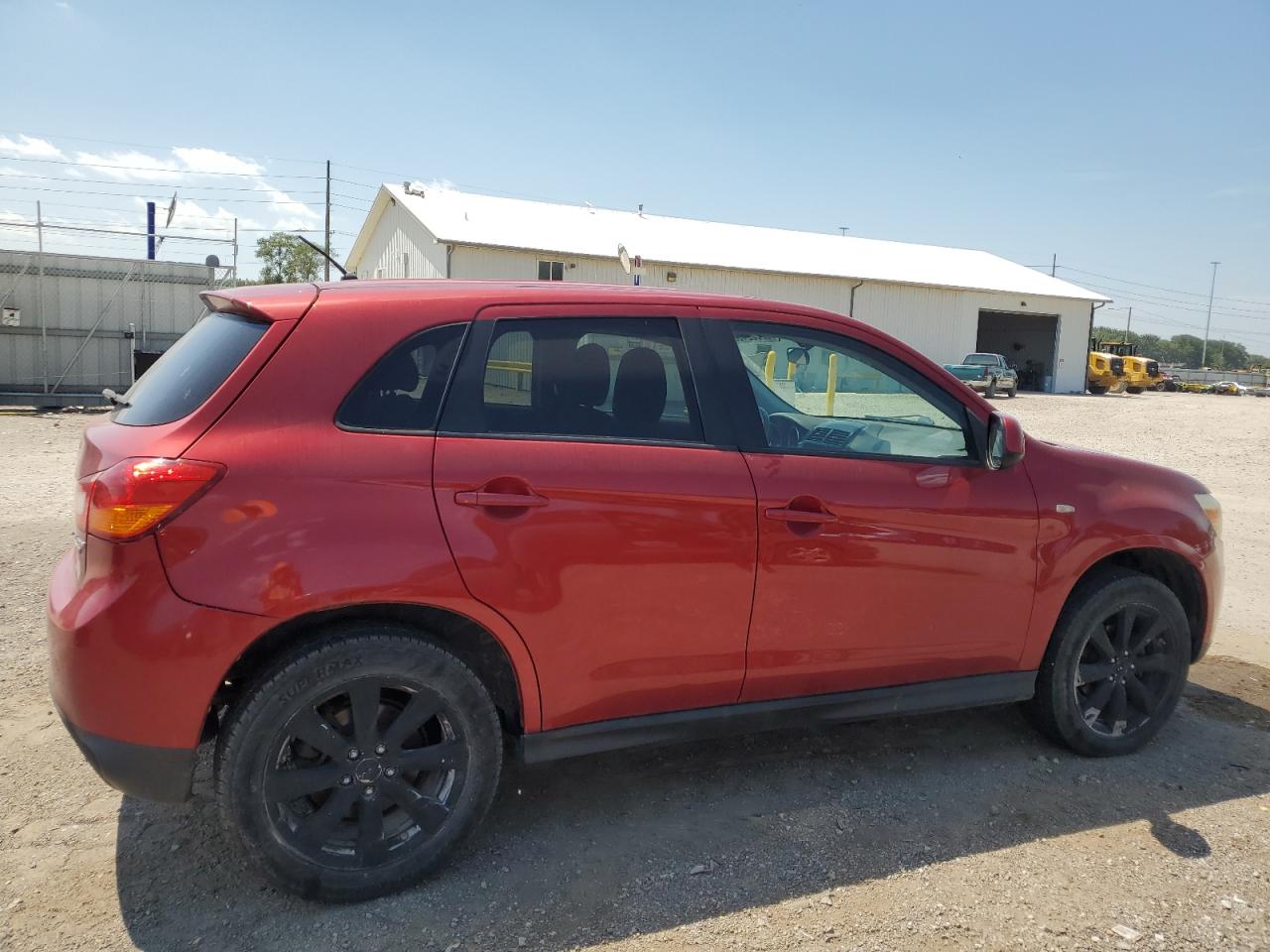MITSUBISHI OUTLANDER ES