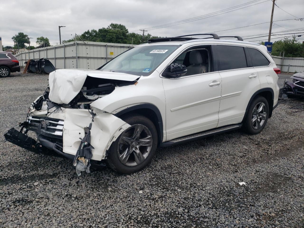 TOYOTA HIGHLANDER LIMITED