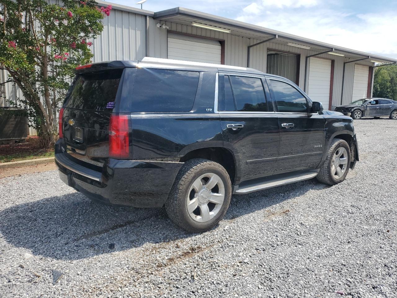 CHEVROLET TAHOE C1500 LTZ
