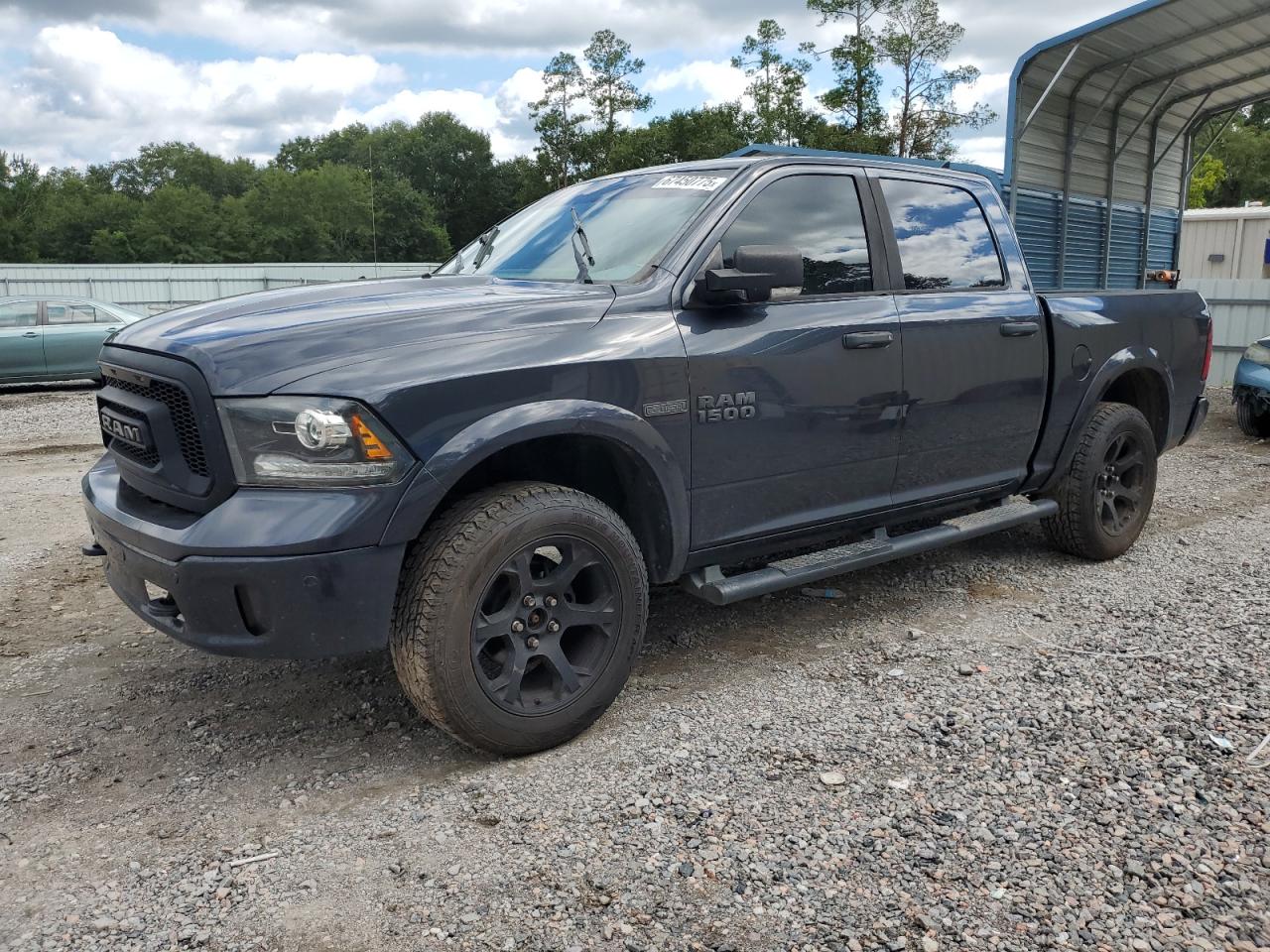 RAM 1500 SLT