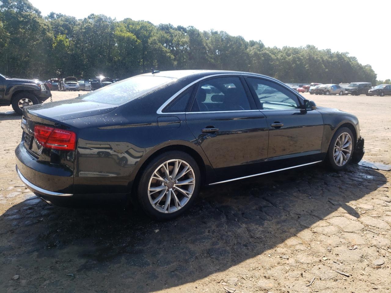 AUDI A8 QUATTRO