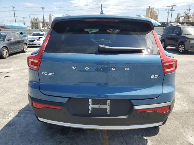 2025 VOLVO XC40 CORE YV4L12UJXS2569628