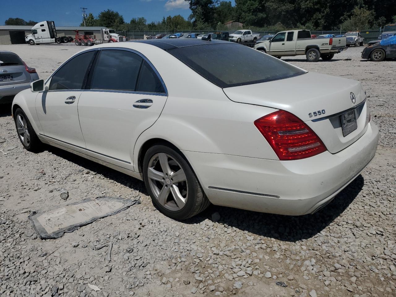 MERCEDES-BENZ S-CLASS 550 4MATIC