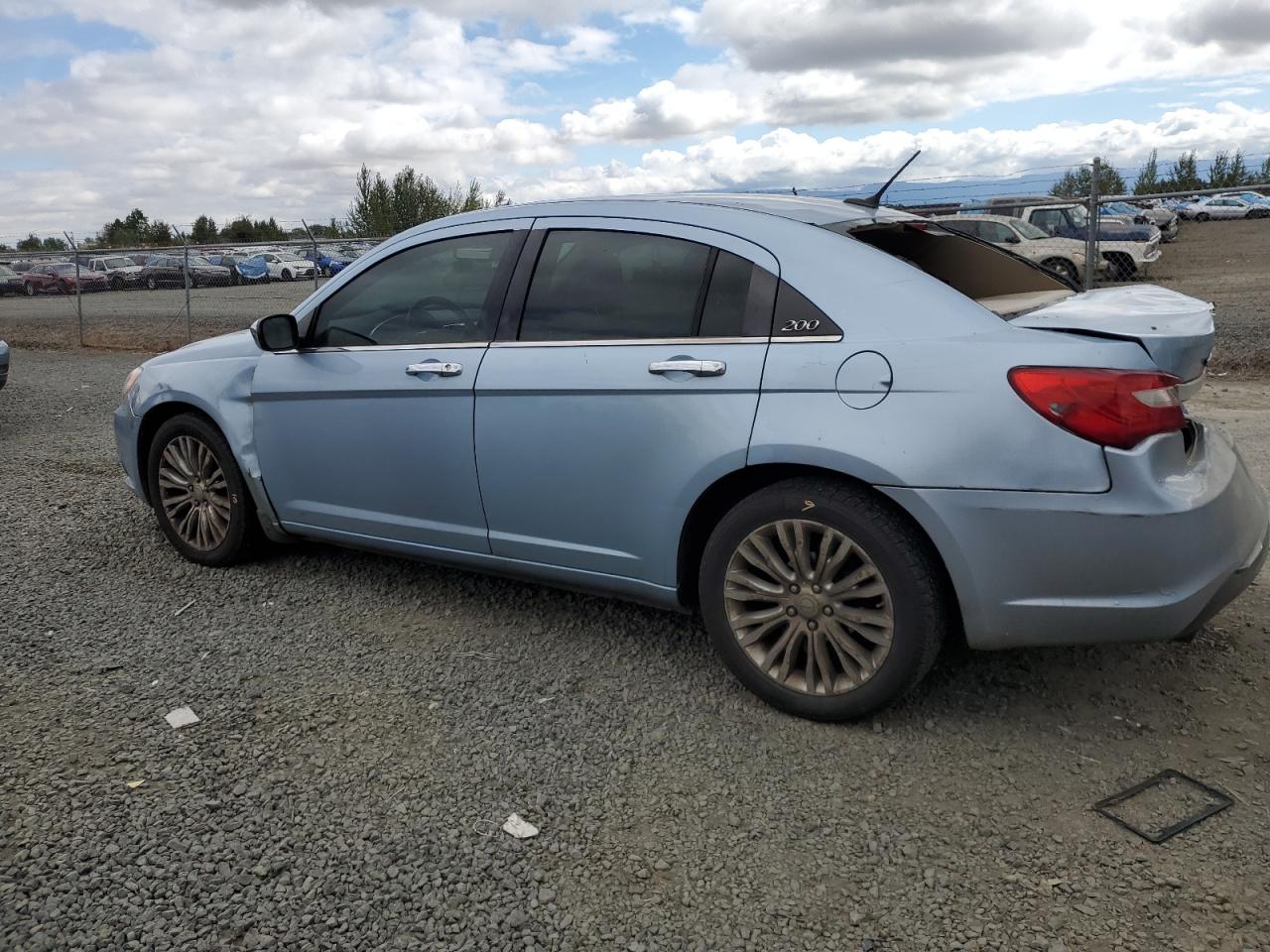 CHRYSLER 200 LIMITED
