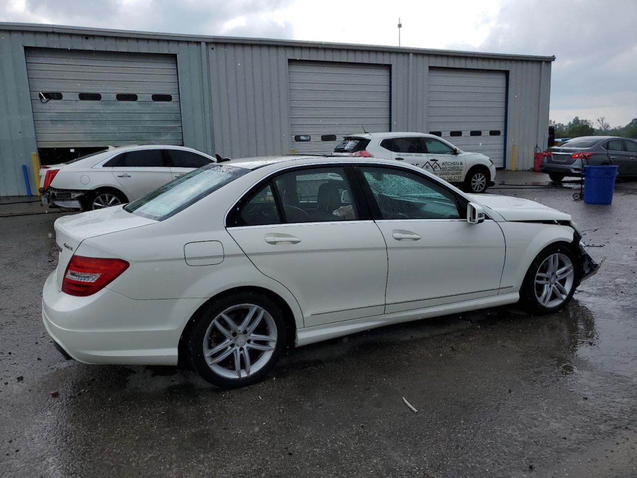 MERCEDES-BENZ C-CLASS 300 4MATIC