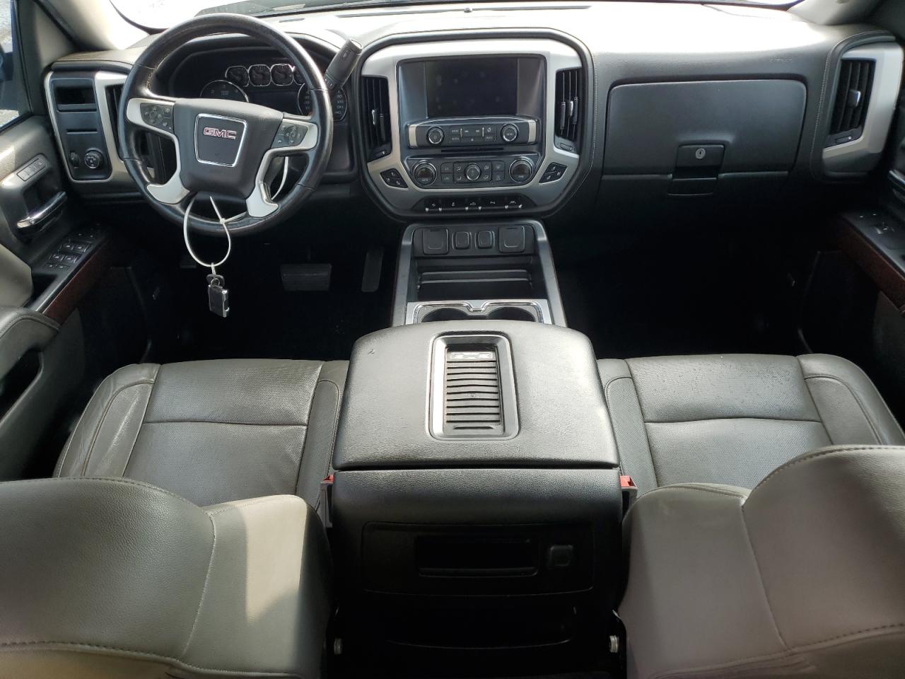 GMC SIERRA C1500 SLT