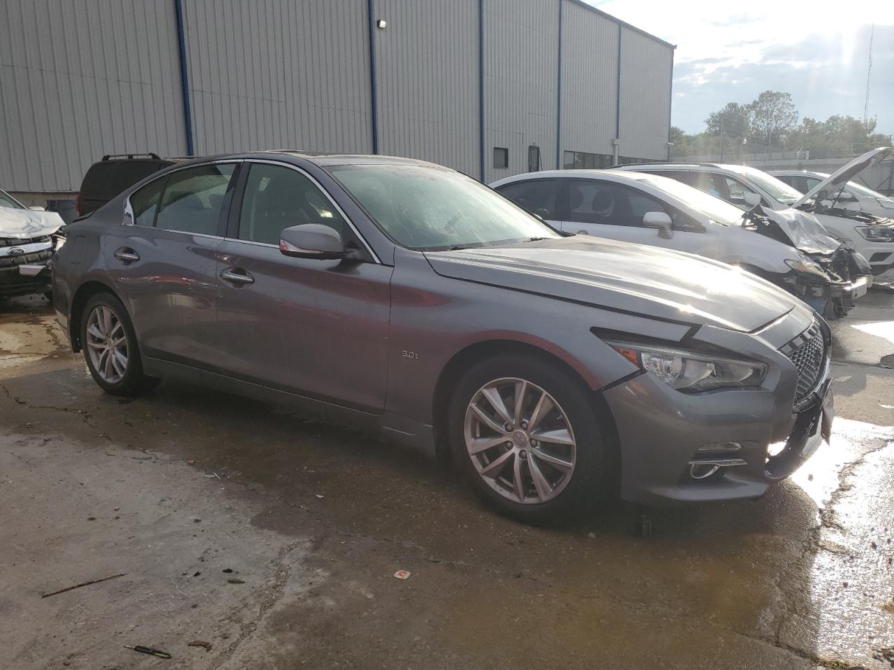 INFINITI Q50 PREMIUM