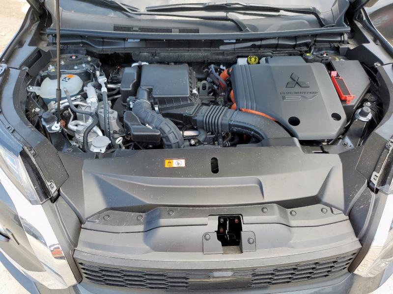 2025 MITSUBISHI OUTLANDER SE JA4T5VA95SZ008452