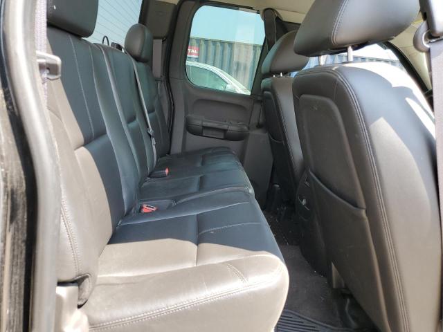 2011 CHEVROLET SILVERADO - 1GCRKTE32BZ298488