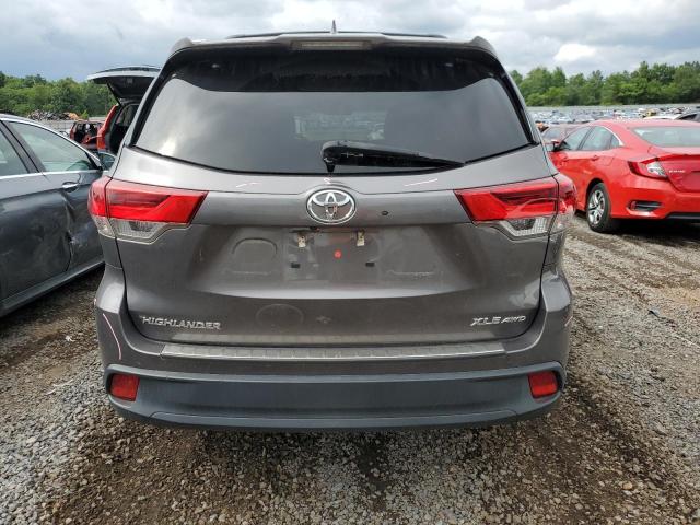 2018 TOYOTA HIGHLANDER 5TDJZRFH0JS560126