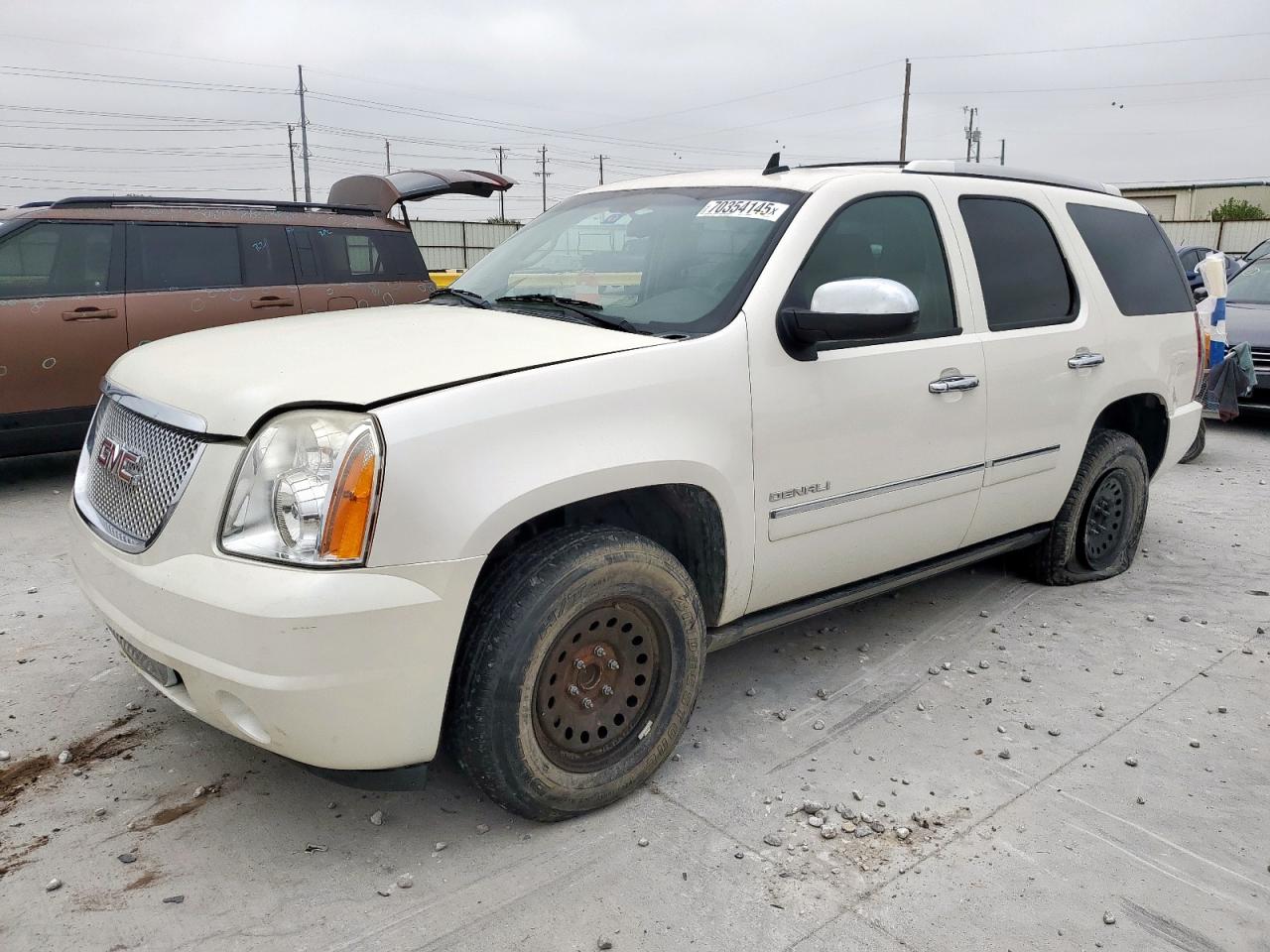 GMC YUKON DENALI