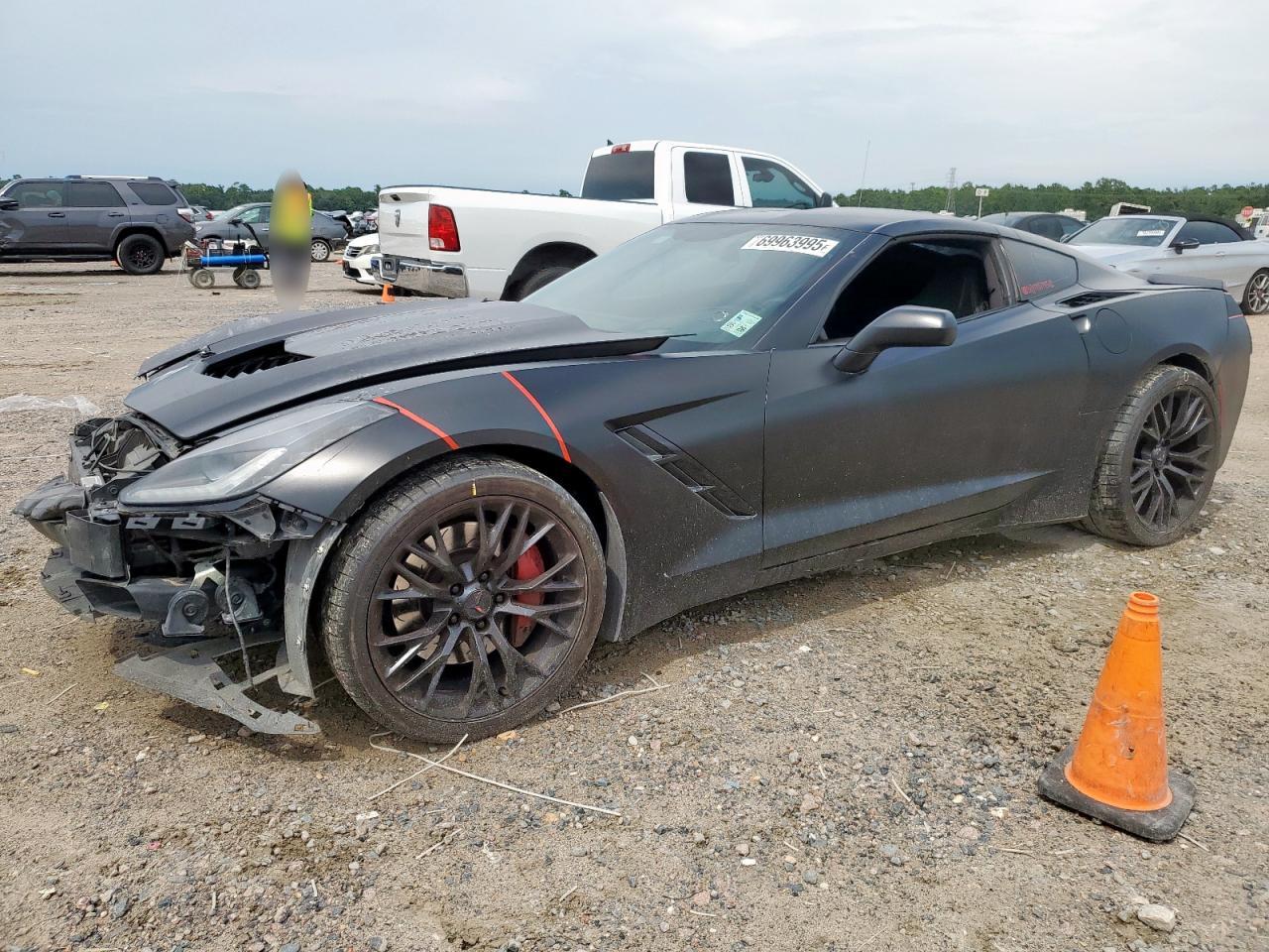 CHEVROLET CORVETTE STINGRAY Z51 2LT
