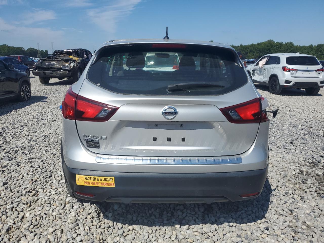 NISSAN ROGUE SPORT S